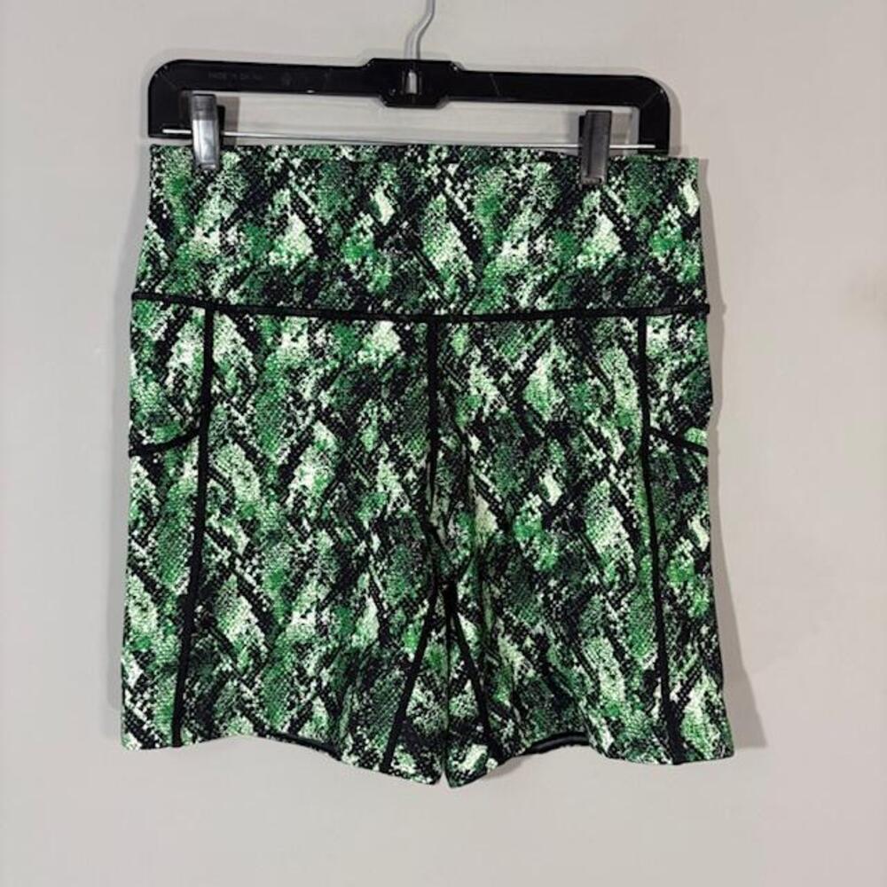 Constantly Varied Gear Shorts Womens Medium Green Snake 5 In Biker Gym Athletic